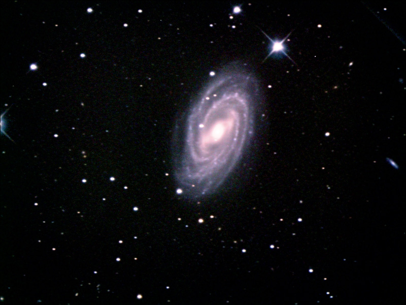m109 spiral galaxy - galassia a spirale